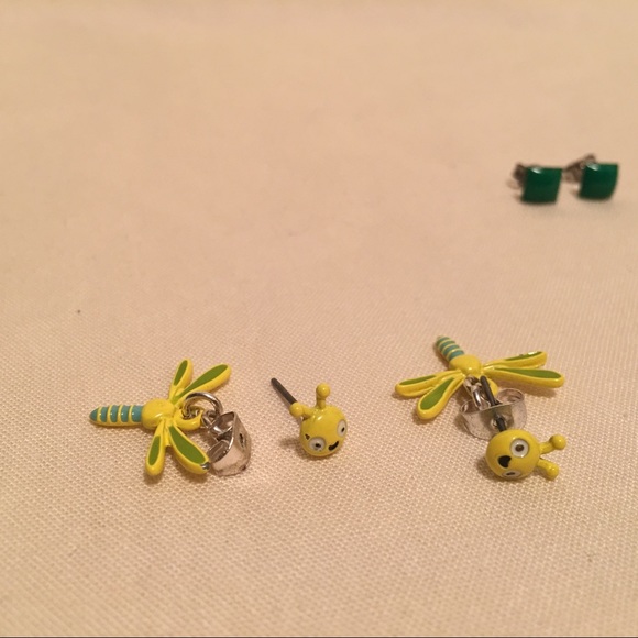 Alligator, Dragonfly & Green Square Earrings - Picture 4 of 6